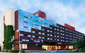 Sheraton Laval Hotel